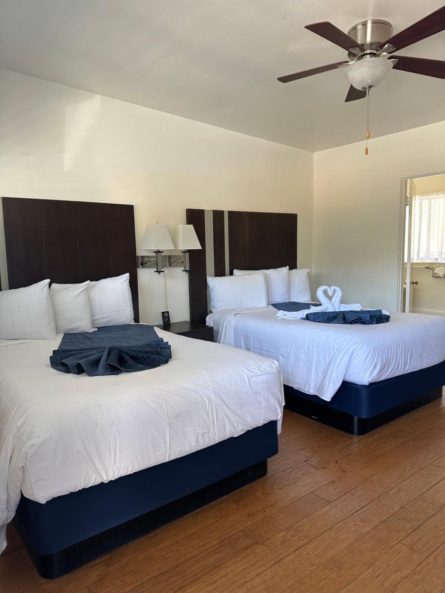 Cambria Palms Motel Luaran gambar