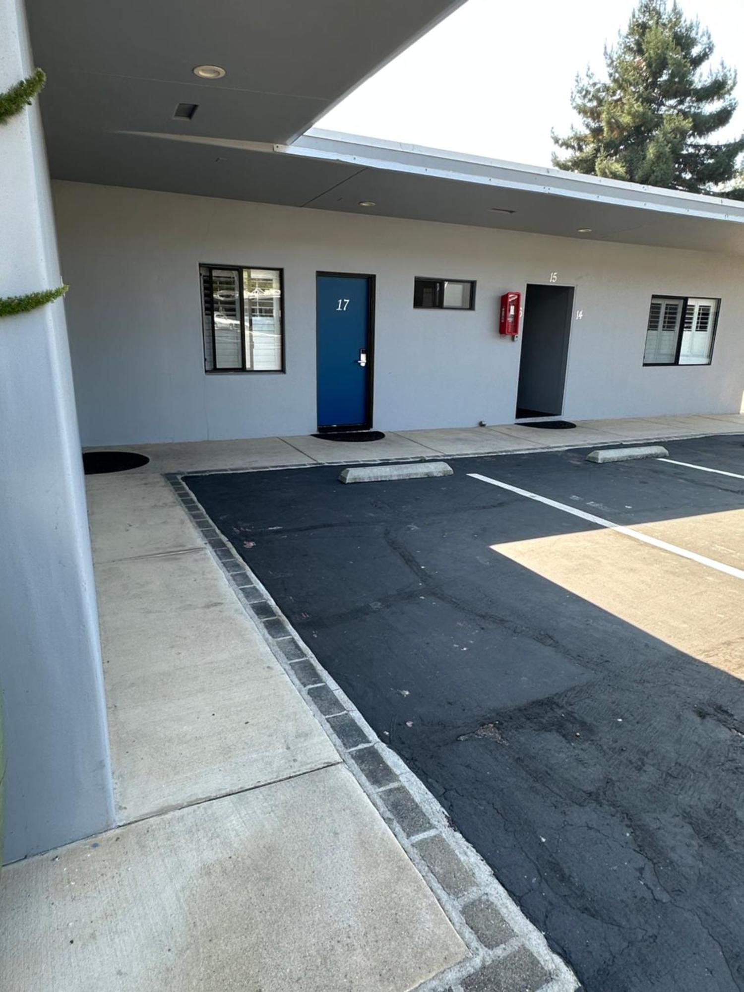 Cambria Palms Motel Luaran gambar